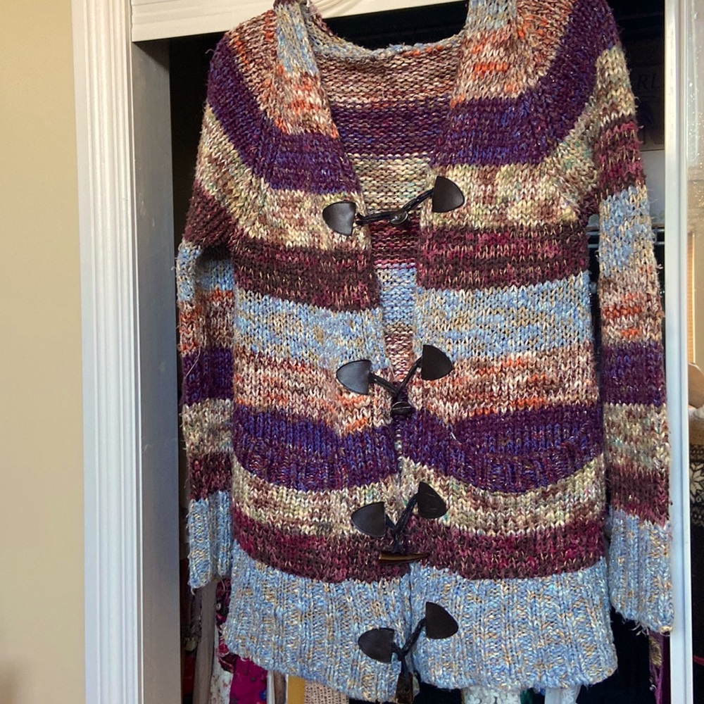 Vintage hooded cardigan with toggle buttons